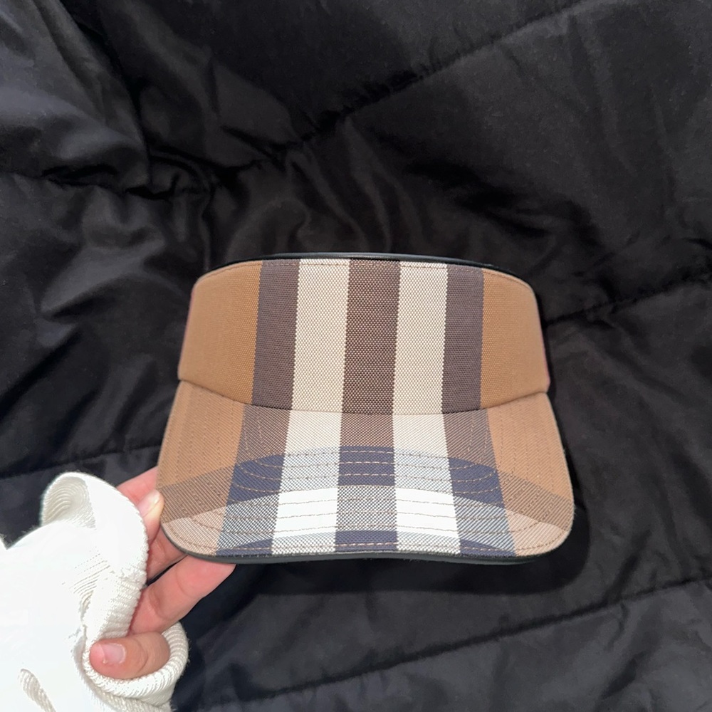 Burberry visor